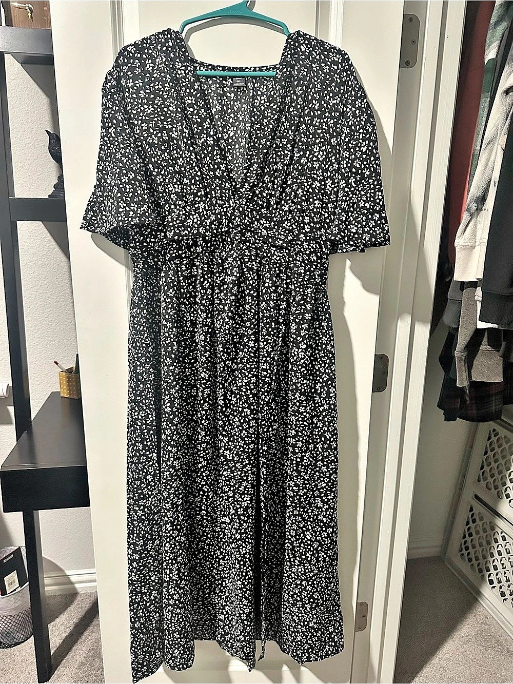 SHEIN Floral Maxi Dress in Black & White Size 0XL